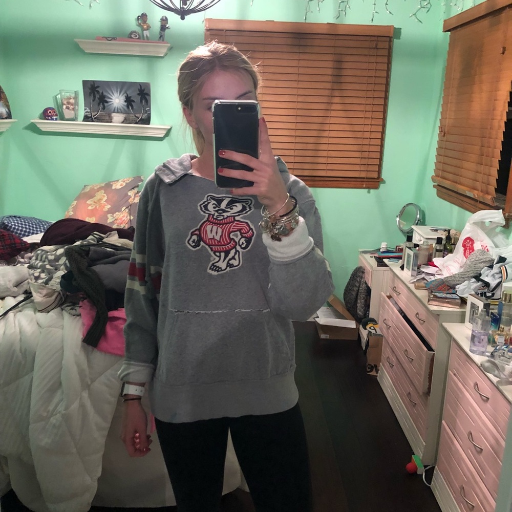 WI hoodie